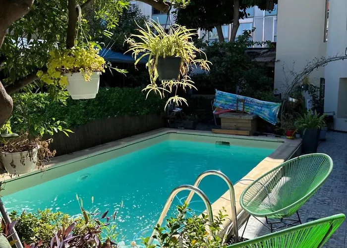 Villa California